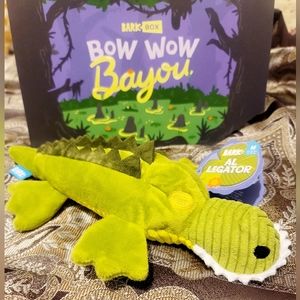 🐊Bark Al Legator dog toy for medium sized dogs. Squeaker, crinkle & less fluff